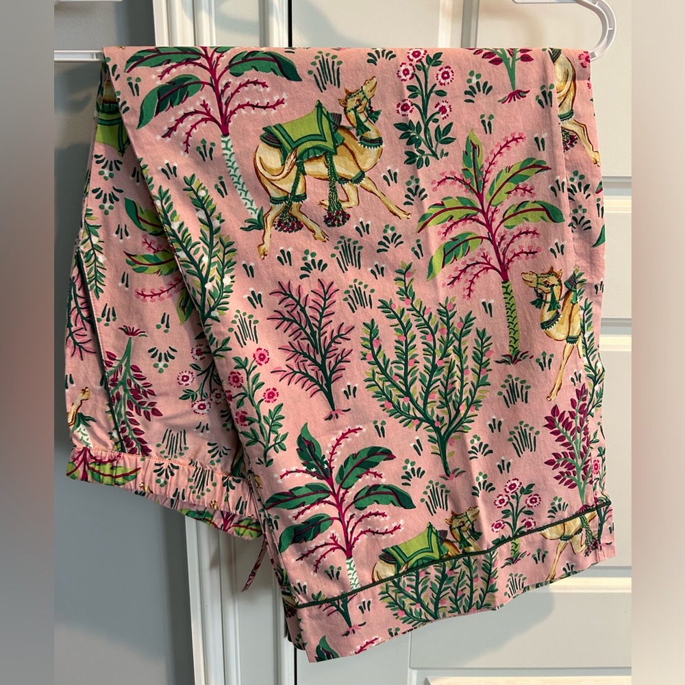 Printfresh cami set with cropped pants. Pink Camels Courtyard size Medium - Picture 7 of 12
